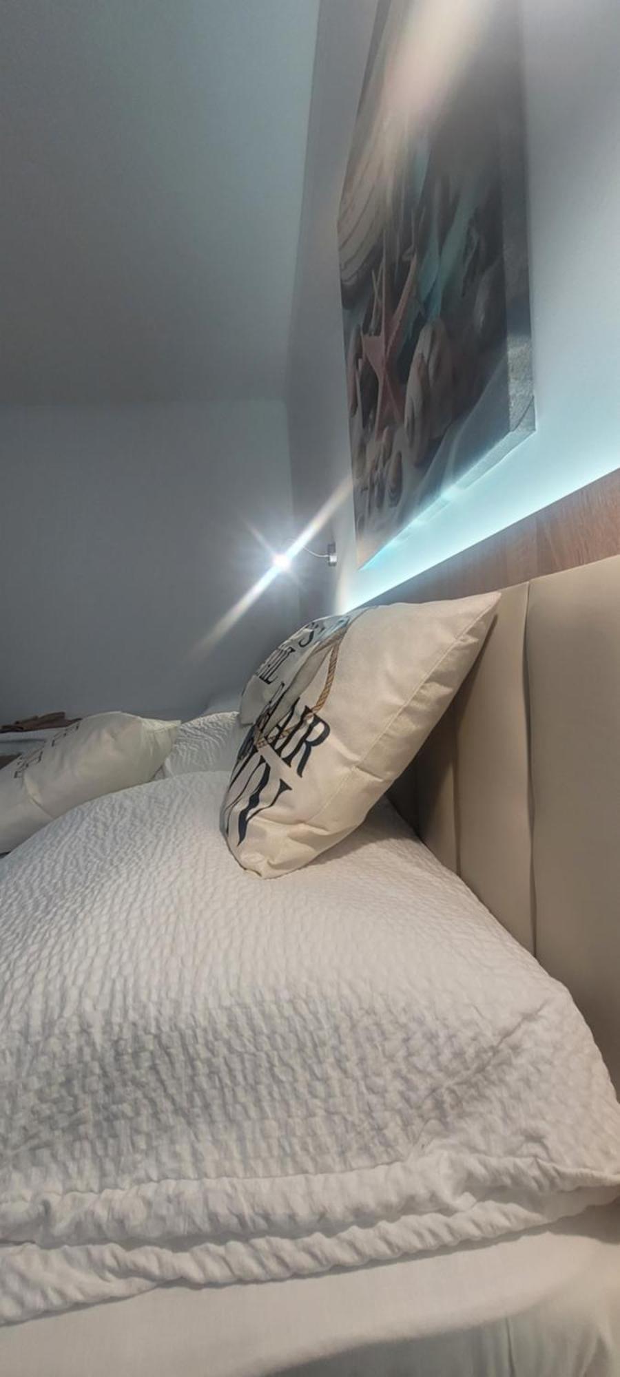 Csaladi Kikoeto Apartman ギュラ エクステリア 写真