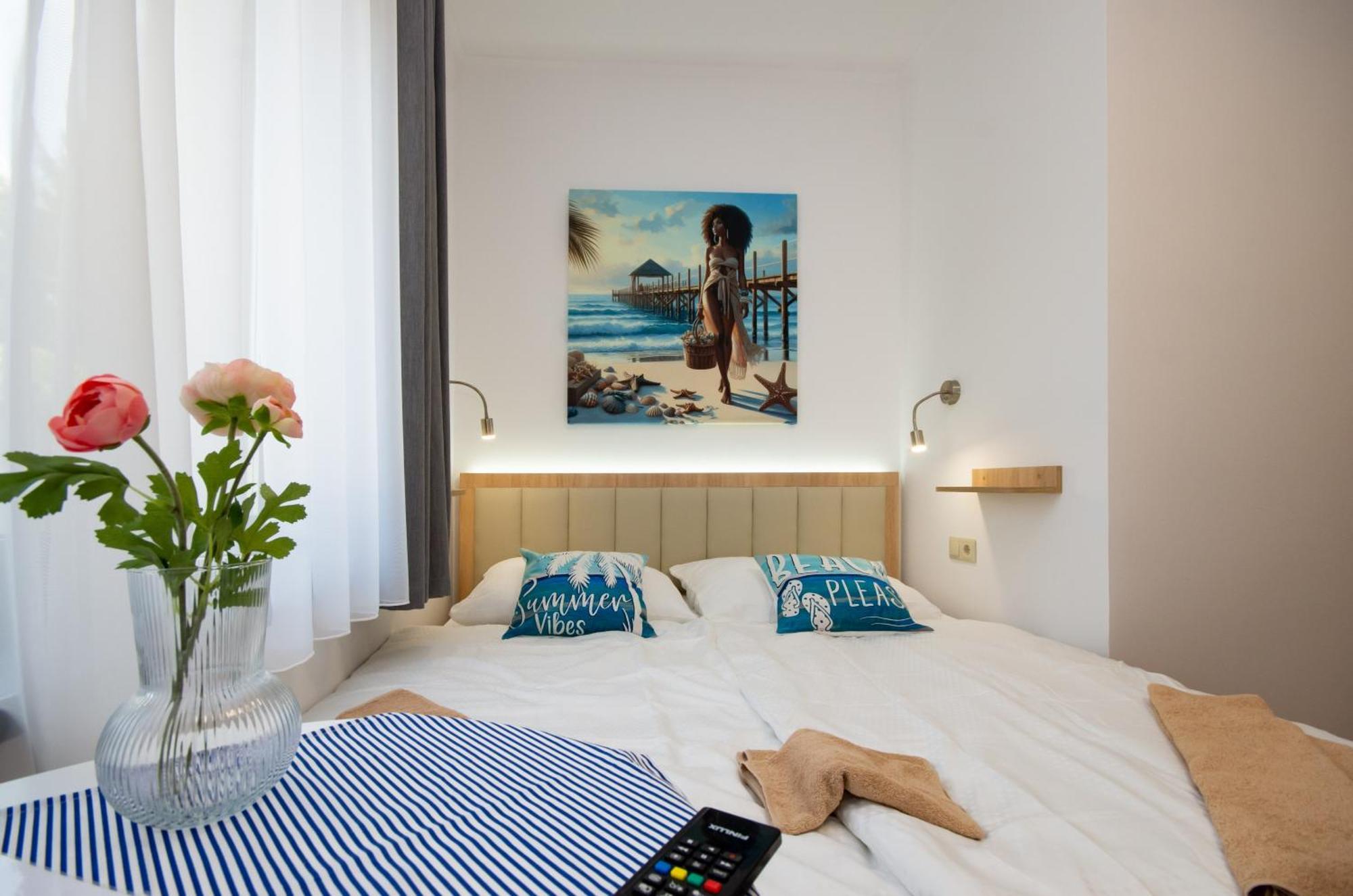 Csaladi Kikoeto Apartman ギュラ エクステリア 写真