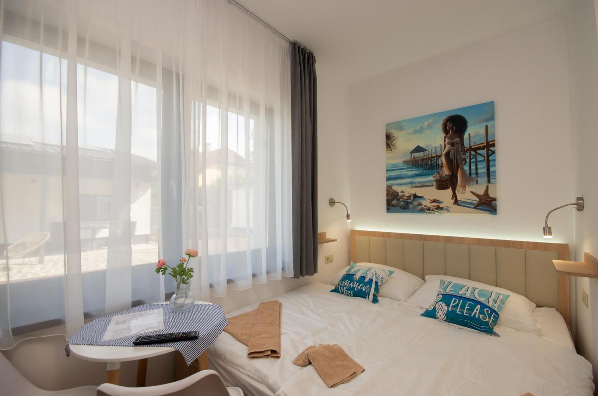 Csaladi Kikoeto Apartman ギュラ エクステリア 写真